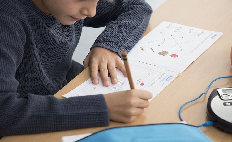 Com os nervos de um exame de fim do ano, as crianças muitas vezes ficam em branco sem conseguir responder a algo que estudaram.